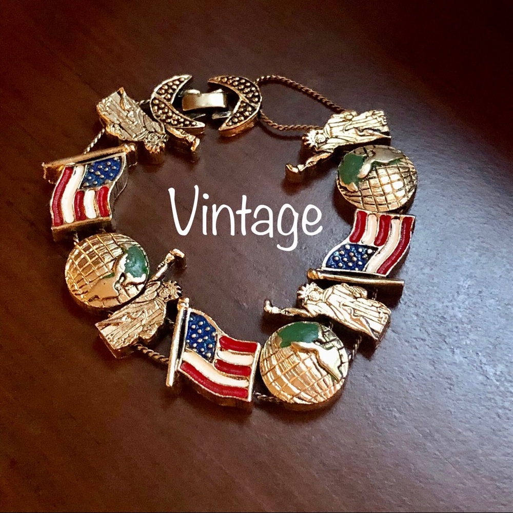 Vintage - America USA Gold Enamel Bracelet